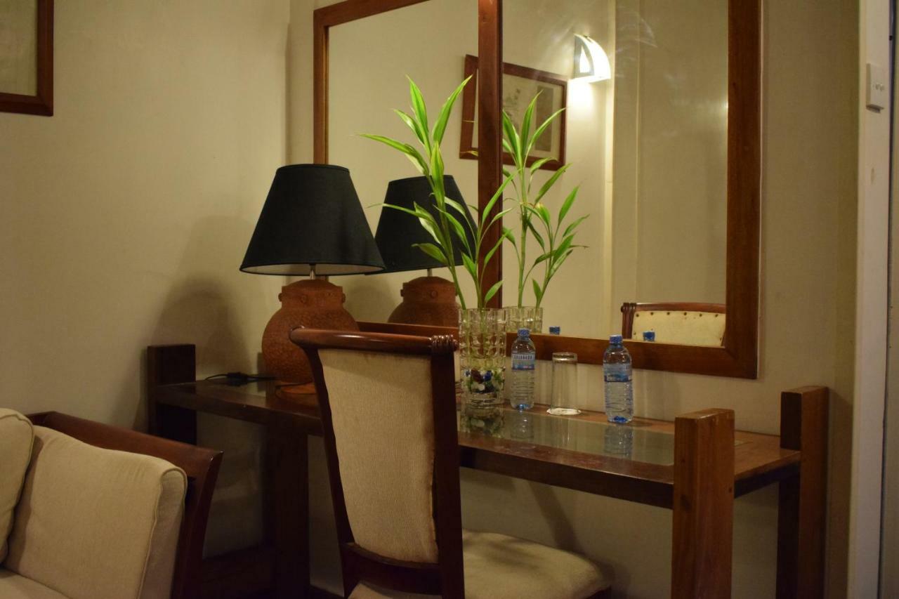 Plantation Hotel Helarambe Buitenkant foto